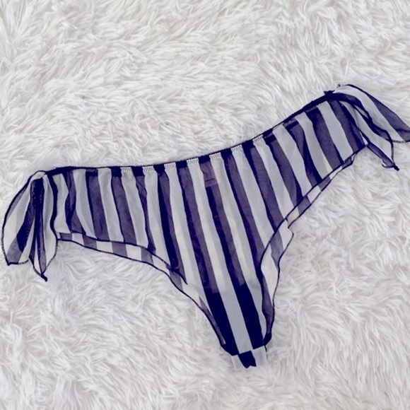 NWT Vintage Victoria’s Secret sheer mesh cami & panty set - Picture 4 of 9